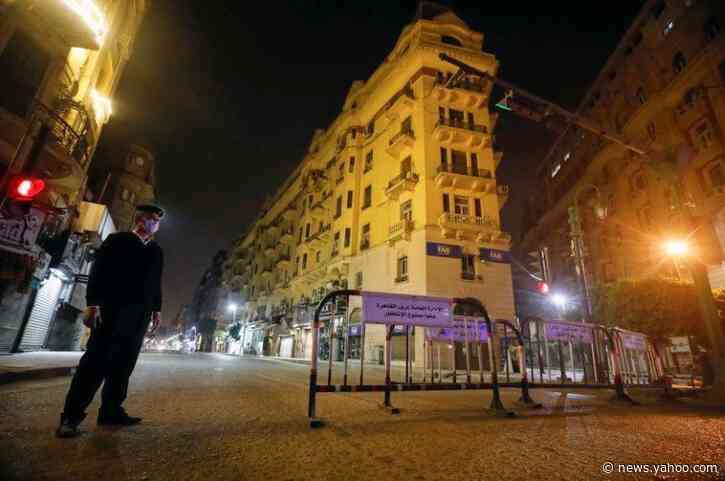 Cairo, the city that never sleeps, shuts for coronavirus night-time curfew