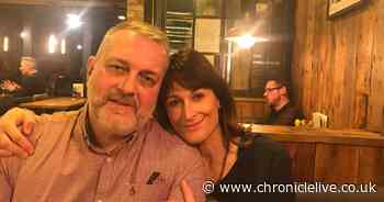 Nurse makes heartbreaking decision to leave her family to work on frontline