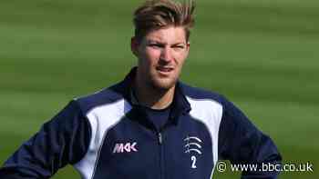 Ollie Rayner: Former Middlesex off-spinner decides to retire