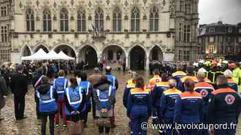 Premier recueillement officiel à la mémoire des victimes des attentats, à Arras - La Voix du Nord