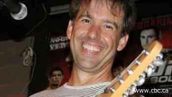 Can you sing? Friends of Toronto-area musician who died of COVID-19 hold stay-at-home tribute