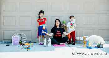 Houston-area neighborhood brings smiles with hilarious 'surviving pandemic' photo shoot