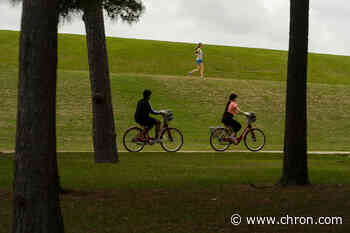 What to know before going to take a walk at a park or trail