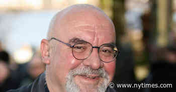 Stuart Gordon, Whose Films Reanimated Horror, Dies at 72