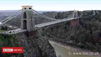Clifton Suspension Bridge ditches cash tolls over Coronavirus