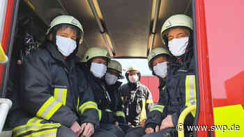 Corona Hechingen: Feuerwehr Hechingen trägt jetzt Mund- und Nasenschutzmasken von Trigema - SWP