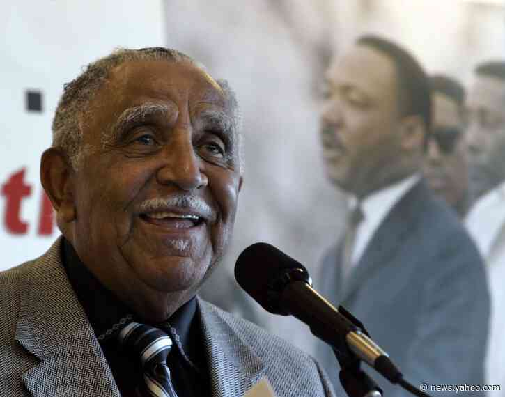 Civil rights leader, MLK aide Joseph Lowery dies at 98