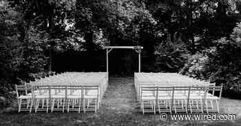 Reddit’s Wedding Planners Pivot to Covid-19 Crisis Comms