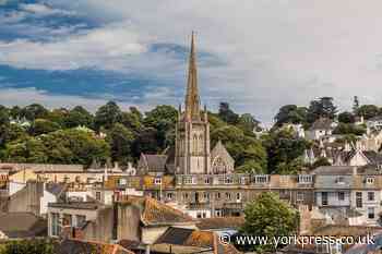 UK housing market frozen - what to do if you're buying, selling or trying to rent