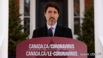 No more domestic travel by plane or train for those showing coronavirus symptoms, Trudeau says
