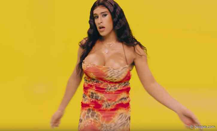Bad Bunny Gets Drag Makeover for Fierce 'Yo Perreo Sola' Music Video