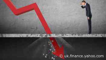 The stock market crash may continue, but I’d buy FTSE 100 shares to make a passive income