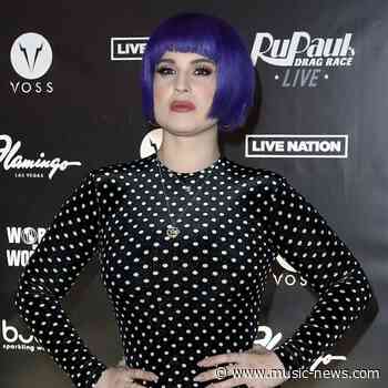 Kelly Osbourne shares hopeful health update on rocker dad Ozzy Osbourne