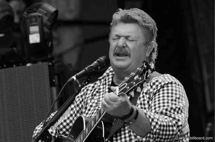 ‘Pickup Man’ & More: Joe Diffie’s Biggest Billboard Hits