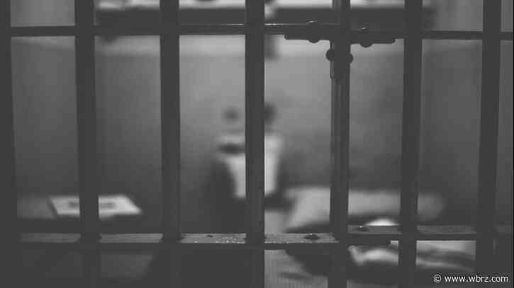 Federal prison in Louisiana reports first COVID-19 death