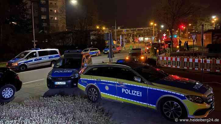 Stuttgart: Polizei sprengt „Coronaparty“ – Gäste verbarrikadieren sich in Shisha-Bar! | Region - heidelberg24.de