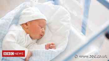 Coronavirus: Irish hospital bans fathers and partners from births