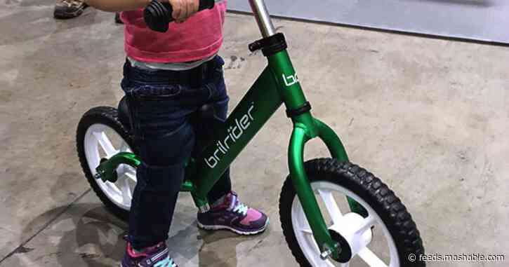 This light balance bike is perfect for toddlers and it's more than 40% off