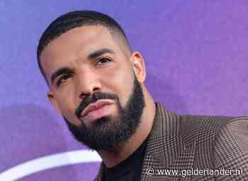 Drake toont 2-jarige zoontje voor eerste keer aan de buitenwereld