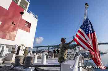 Check Out the First Photos from the Navy's Hospital Ship in Los Angeles