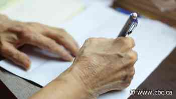 COVID-19 prompts flood of people to write, change their wills — but quarantine measures are getting in the way