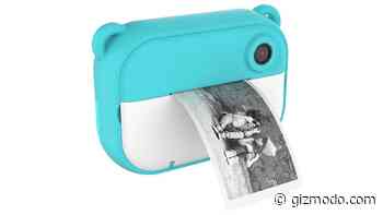 Instant Camera For Kids Prints Photos on Rolls of Cheap Thermal Paper