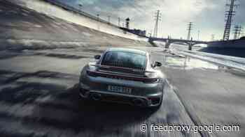 Porsche 911 Turbo S Active Aerodynamics down off on video