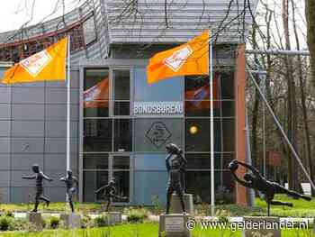 Alleen zomervoetbal biedt nog reddingsboei voor betaald voetbal