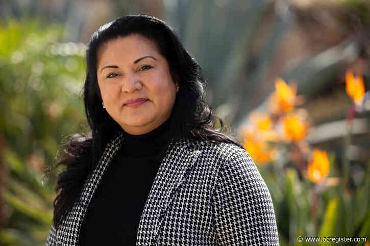 Cal State Fullerton alum who struggled to read specializes in teaching literacy