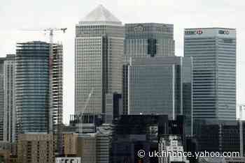Britain&#39;s biggest banks scrap shareholder dividends and senior staff bonuses amid coronavirus recession fears