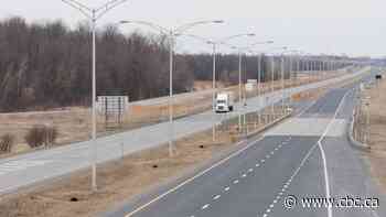 New stats show historic plunge of Canada-U.S. travel amid pandemic restrictions