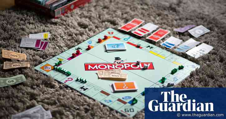 Sales of board games and jigsaws soar during coronavirus lockdown