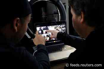 Zoom takes lead over Microsoft Teams as coronavirus keeps Americans at home