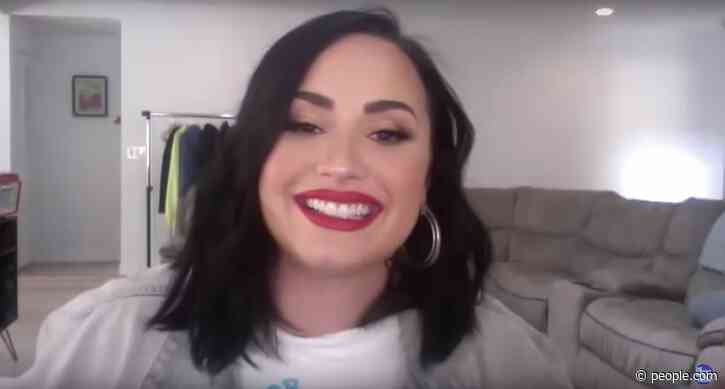 Demi Lovato Reveals Scooter Braun Started a FaceTime Group Chat with 30 Celebrities — Including Bill Clinton