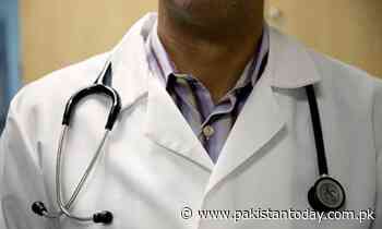 Healthcare professionals demand risk allowance, safety gadgets - Pakistan Today