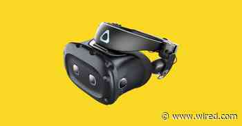 HTC Vive Cosmos Elite Review: One Step Forward, Several Steps Back