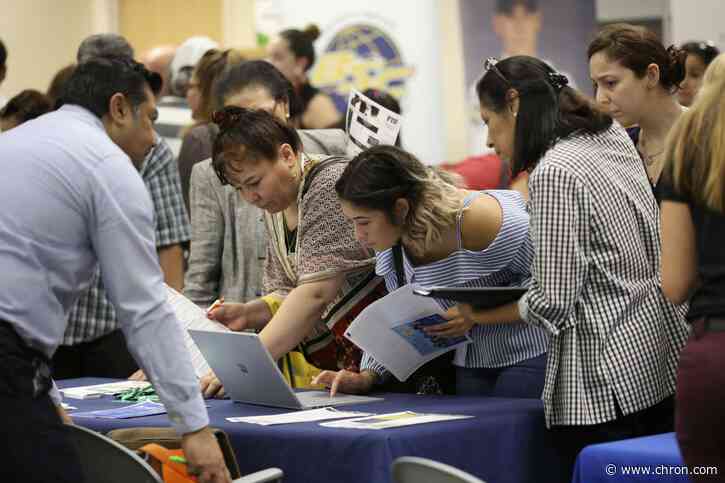 A record 6.6 million seek US jobless aid as layoffs mount