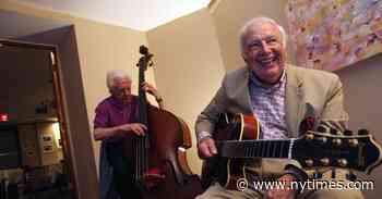 Bucky Pizzarelli, Master of the Jazz Guitar, Is Dead at 94