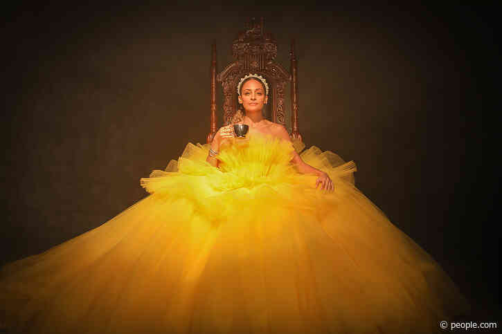 Nicole Richie Raps About Bees and Plants as Her 'Trap Queen' Alter Ego in Nikki Fre$h Trailer