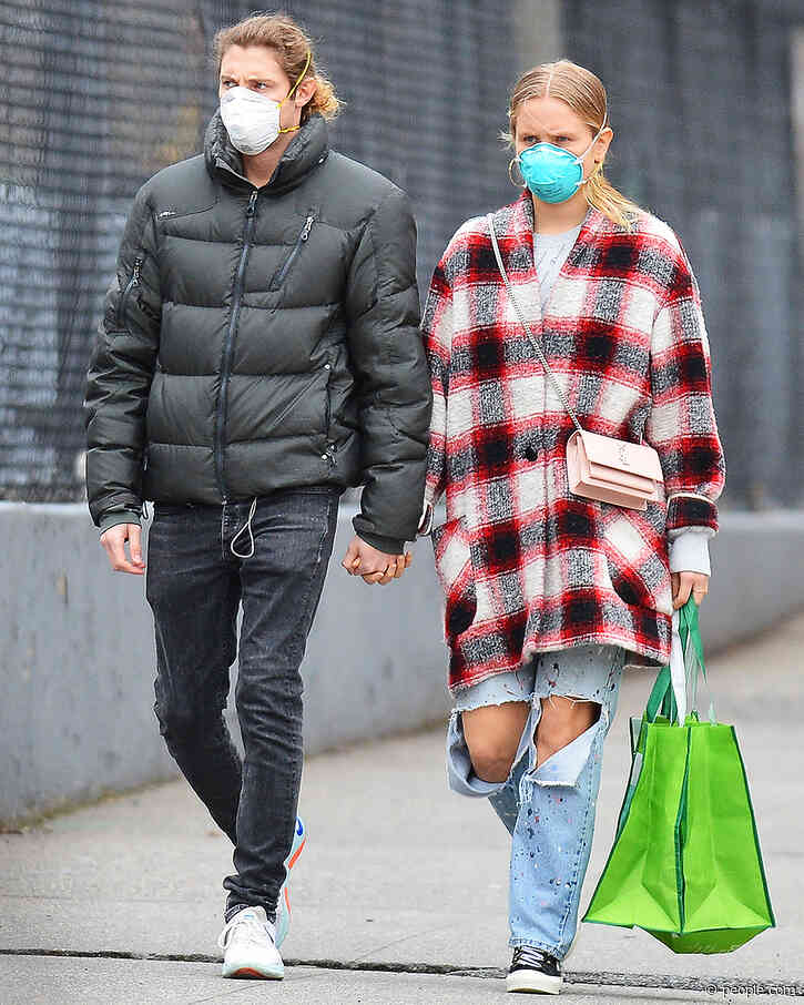Sailor Brinkley-Cook Defends Her Decision to Wear an N95 Mask in Public: 'We Are Donating Daily'