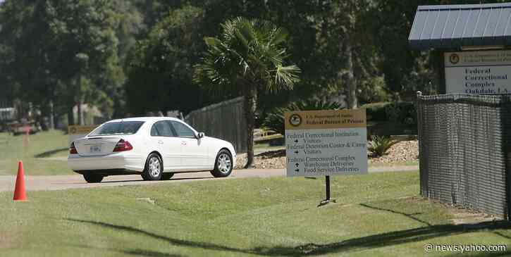 Federal inmates to be locked in cells for 14 days amid virus