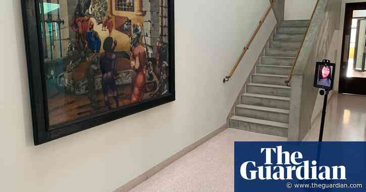 Digital gallery tours and Hockney's daffodils – the week in art