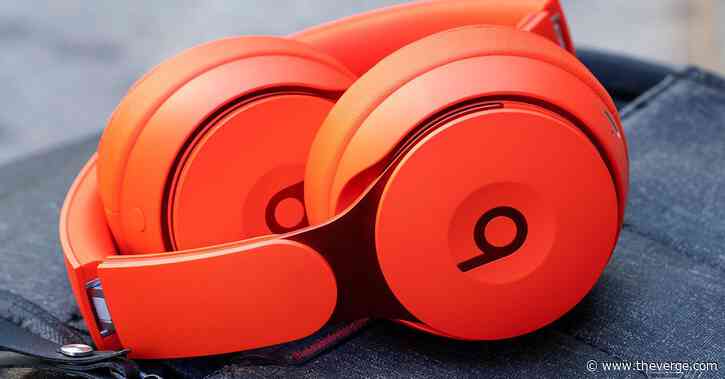 Beats and Bose noise-canceling headphones are $50 off at Amazon