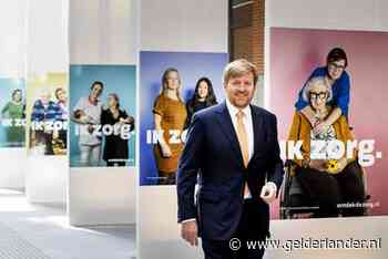 Werkbezoek koning aan ambtenaren VWS: ‘We leven in een rollercoaster’