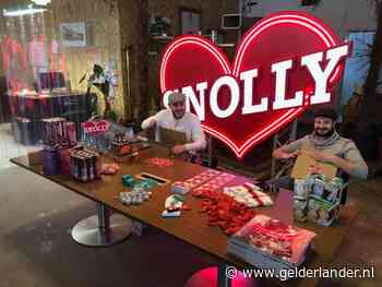 Eenzame thuisfeestjes steeds inventiever: Disco Snolly komt met doe-het-zelf-discopakketten