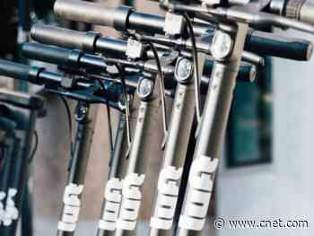 Lyft offers free scooter rides for coronavirus health and transit workers     - CNET