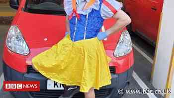 Postman 'brings joy' to Clevedon with unusual outfits