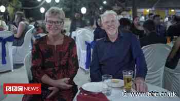 Coronavirus: British man 'left behind' in India