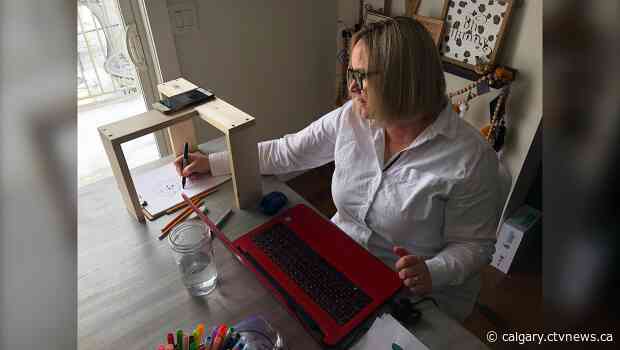 Local artist hosting free online classes for children all over North America