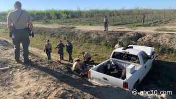 Police chase ends in Sanger after suspects drive into ditch